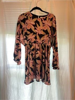 Sadie & Sage Candlelight Dolman dress